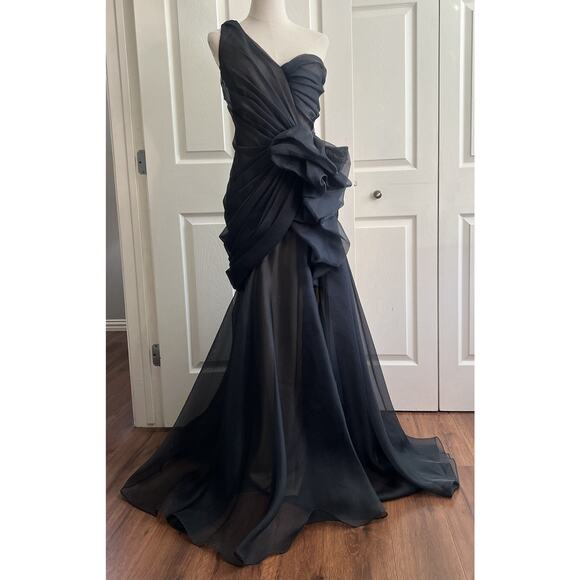 TADASHI SHOJI Black One Shoulder Pleated Tulle Long Formal Gown FLAW - Picture 2 of 16